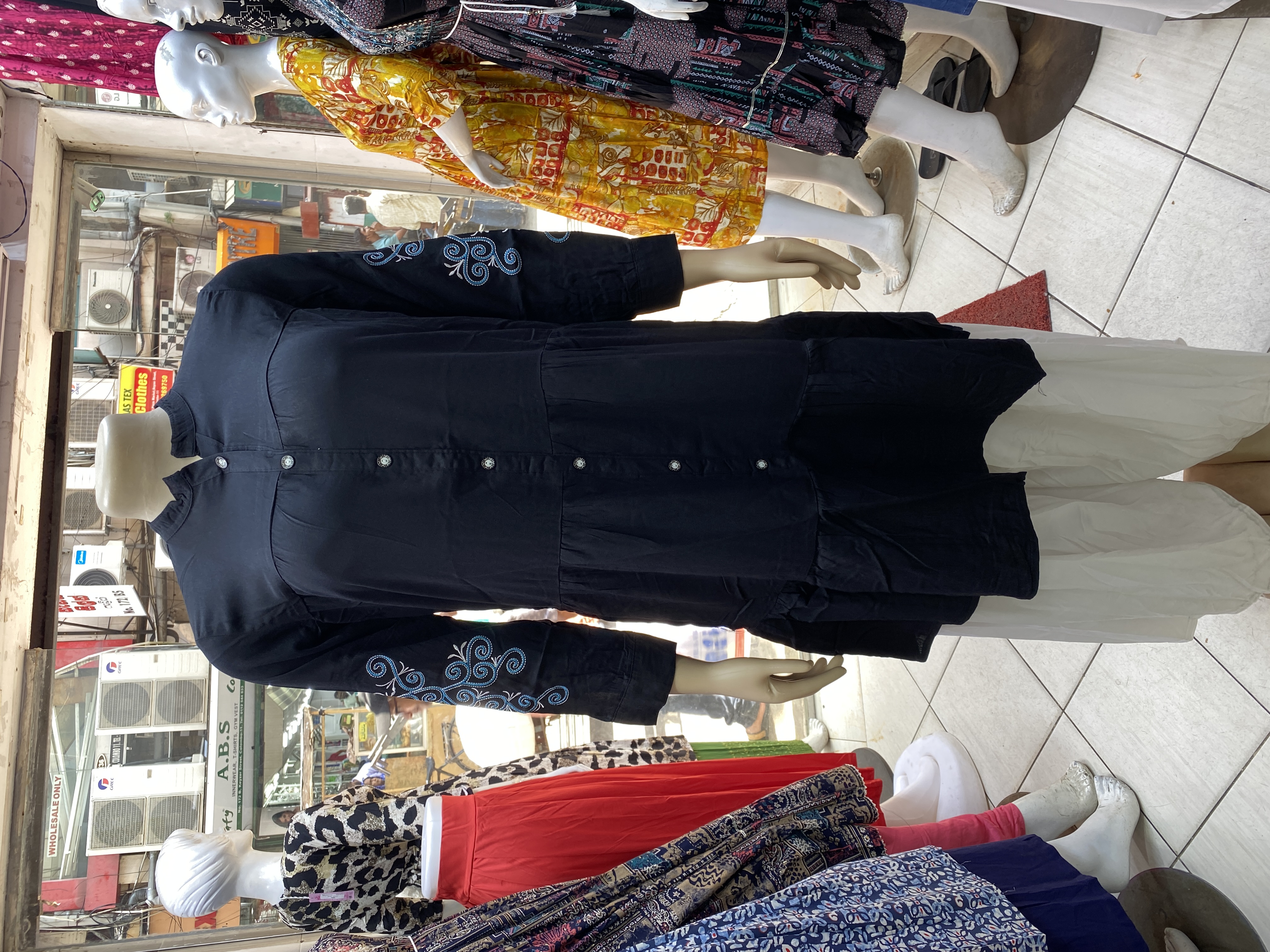 Style 1810 image 7
